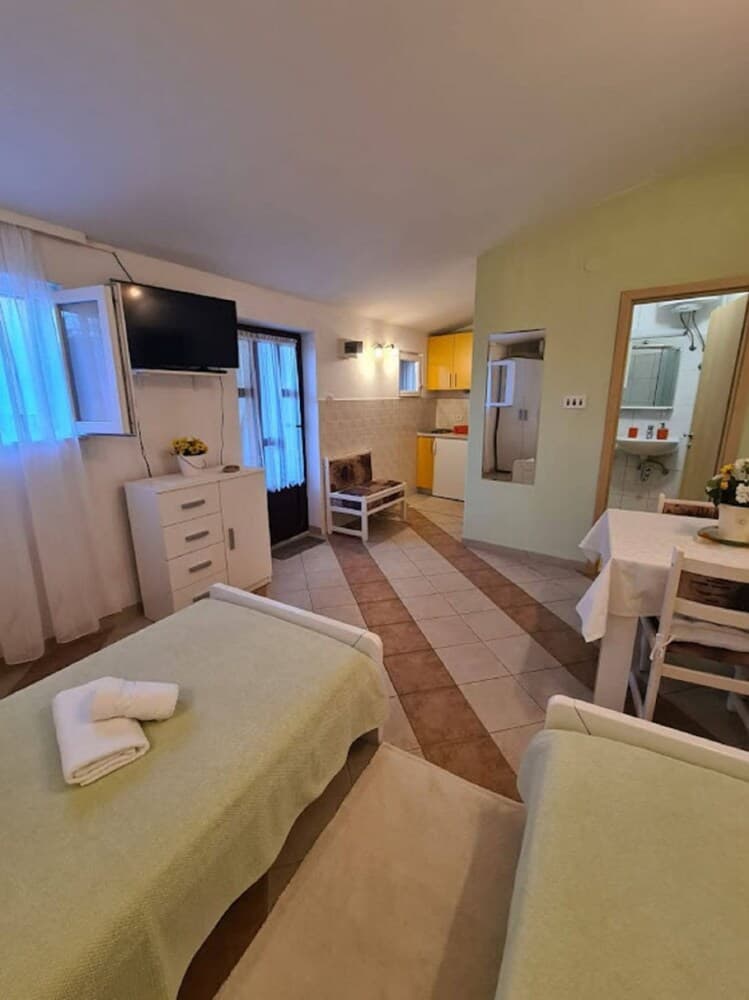 Pema - air Conditioning - SA1