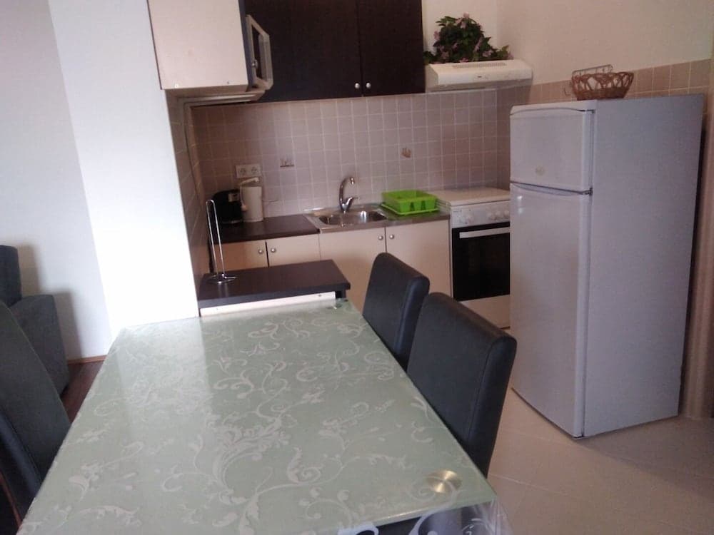 Franjo - Barbecue - A3