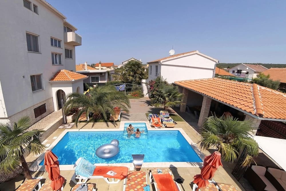 Tomo - Open Pool and Pool for Children - SA3