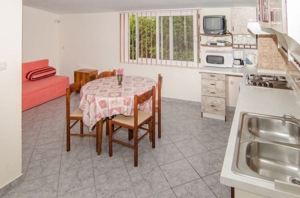 Viki - 150m From sea - A1