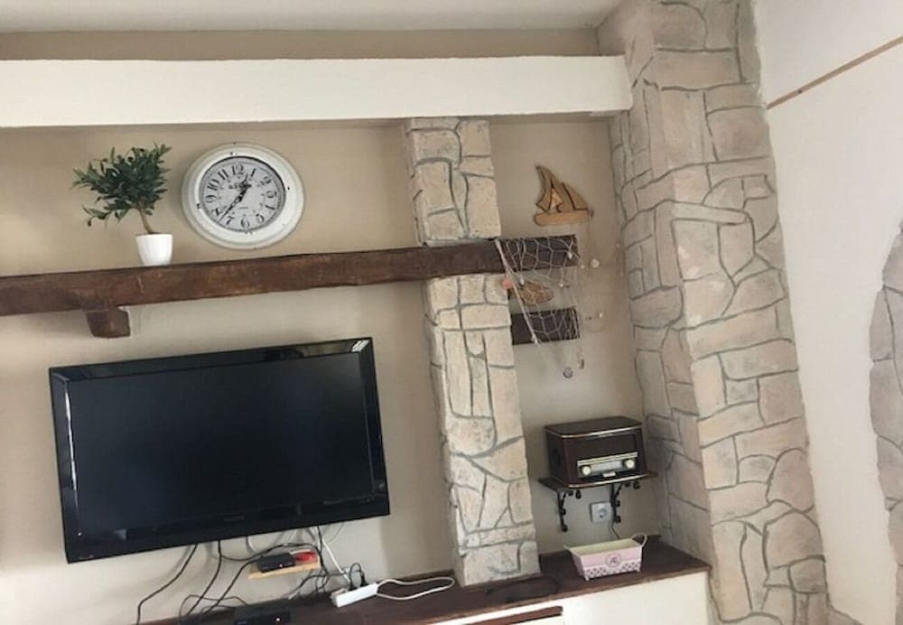 Neno - 20 m From Beach - A1