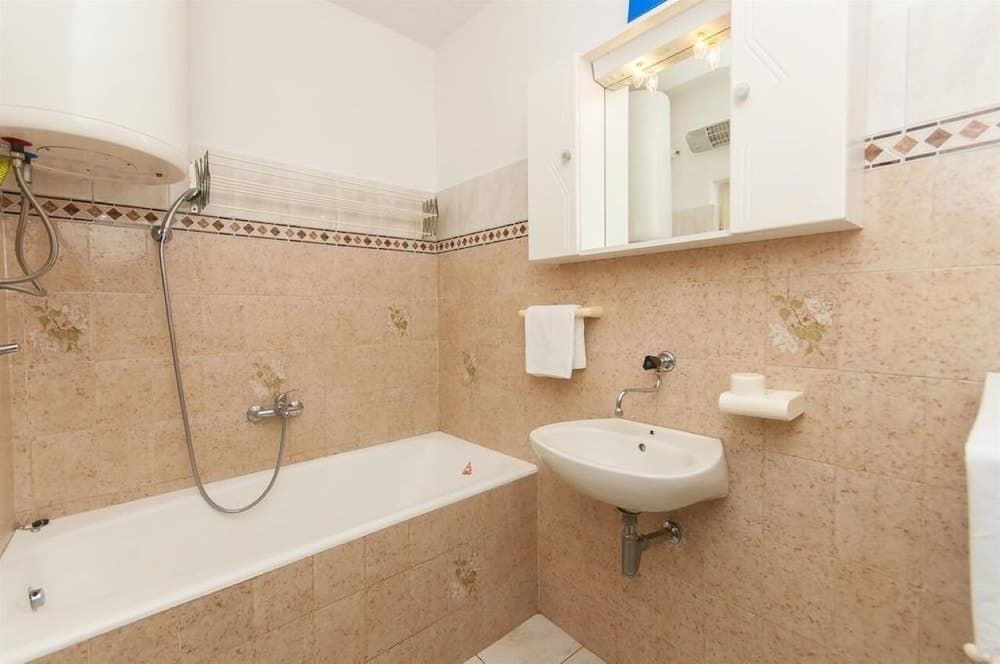 Srki - 50m From the sea - A1 Prizemlje