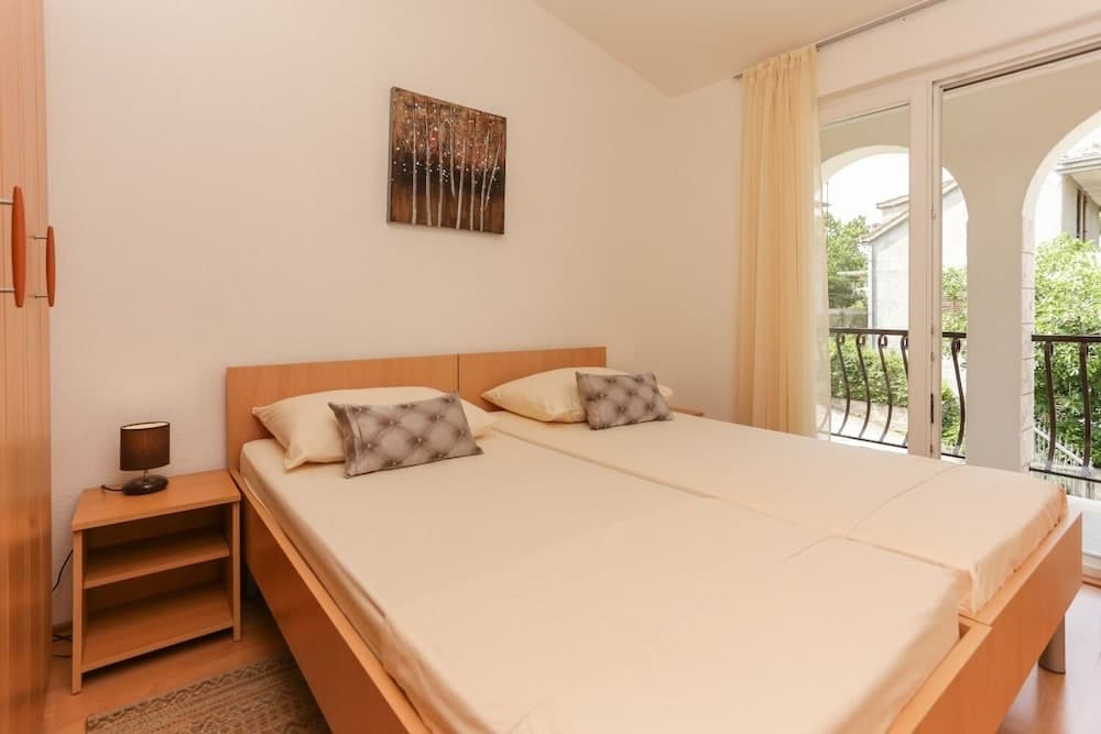 Dupla - With Pool - H