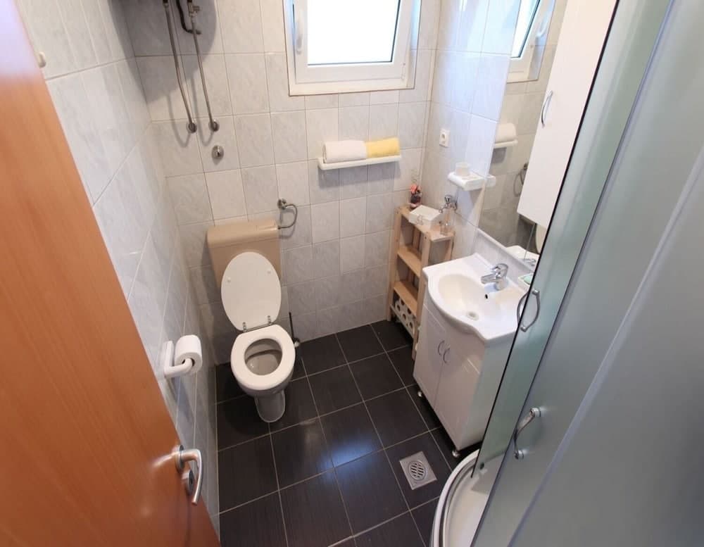 Miljenko - 100 m From the Beach - A2