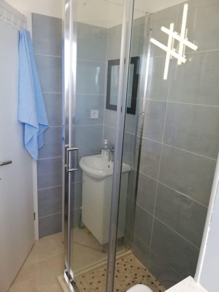 Zlatko Slobodan - by sea - SA2