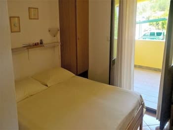 Edo - With Parking - A4