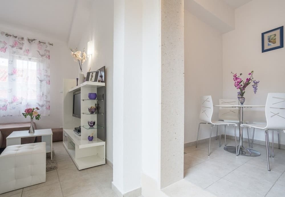 Cosy Home - 50 m From Beach - H