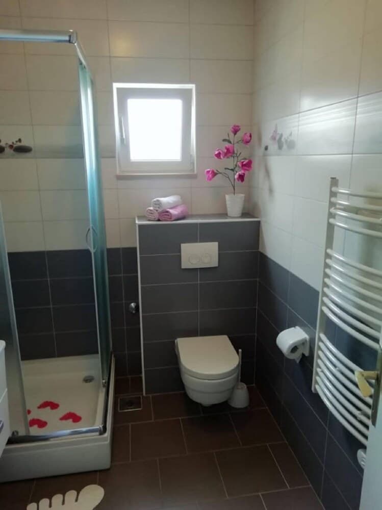 Marino - Near Family Friendly Beach - A1