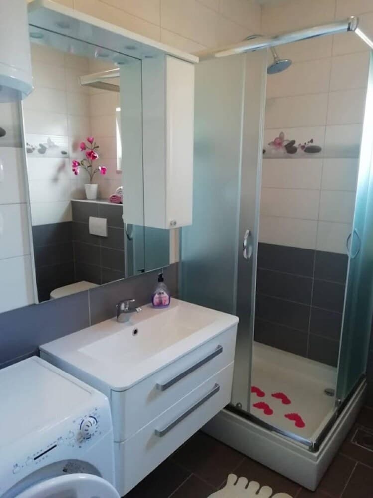 Marino - Near Family Friendly Beach - A1