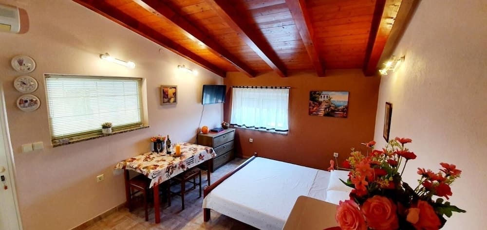 Julija - big Terrace and Grill - A1 Asy