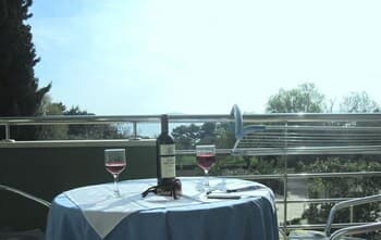 Viola - With Pool - SA4