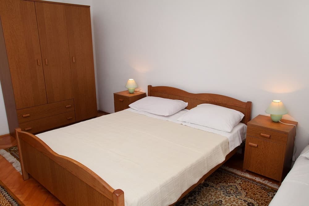 Mar - 10m From the sea - A2