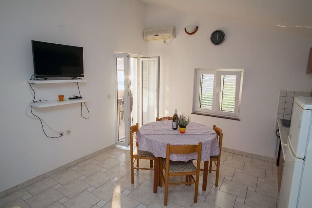 Egidio - 100m From the sea - A7