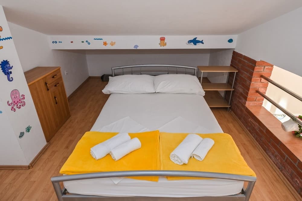 Ilija - With Parking - A3