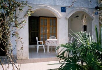 Katrina - With Free Parking - A2-seherezada