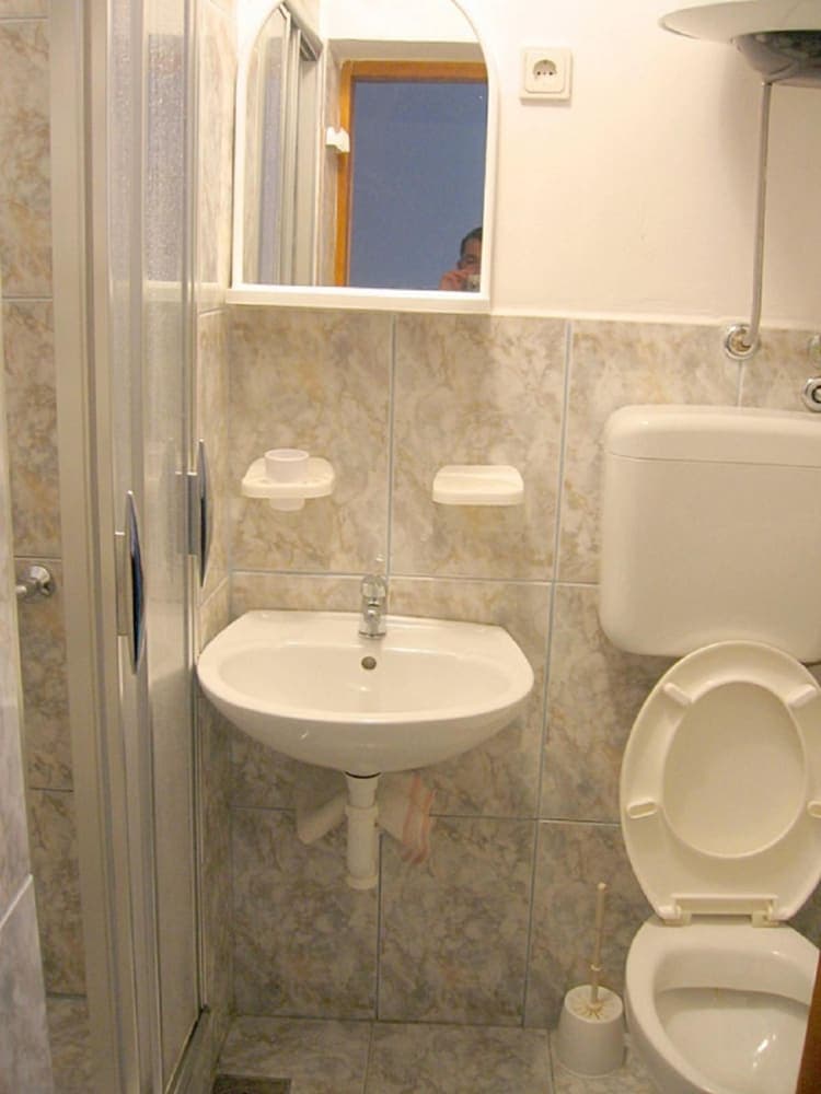 Rose - 30 m From the Beach - A4