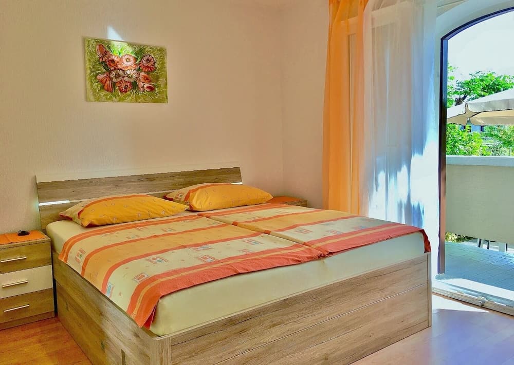 Zdenka - Garden Terrace - A1