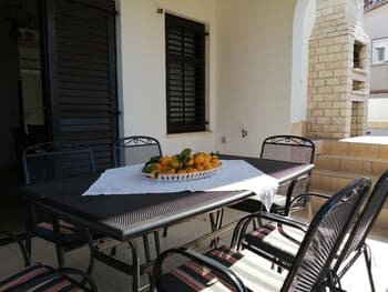 Renata - 3 Bedrooms - H