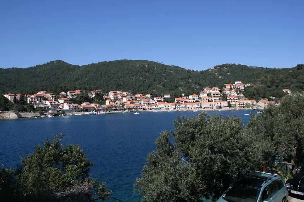 Robert - 5m From the sea - A2