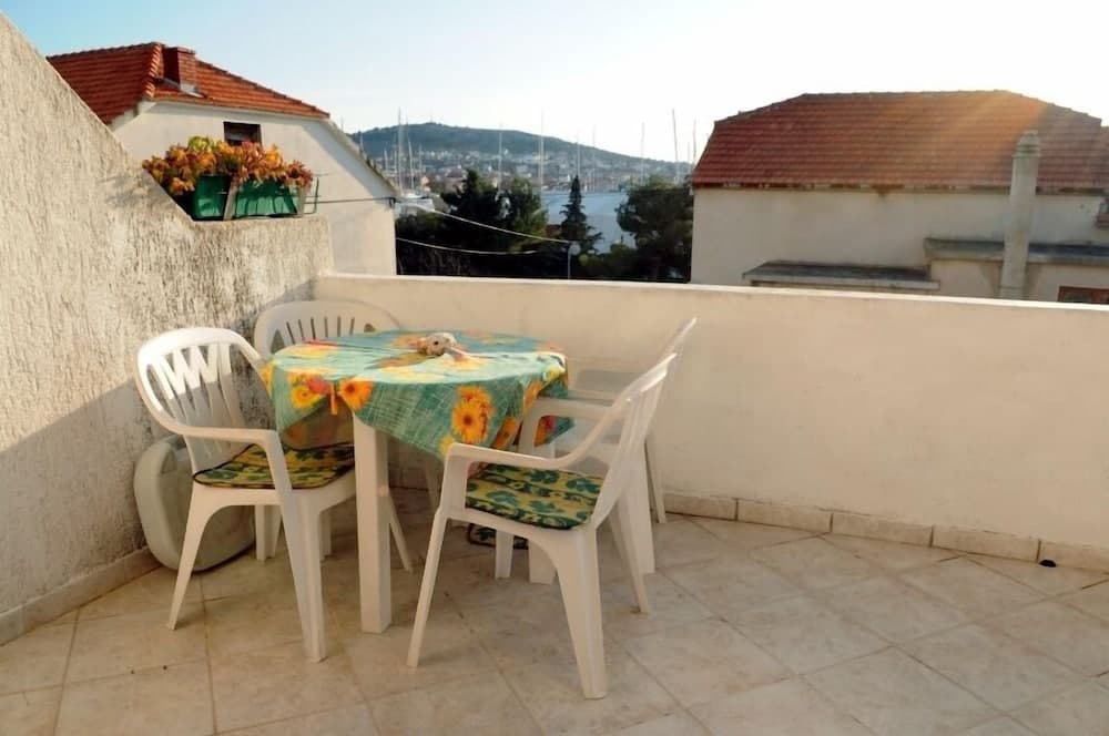 Port - Great Loaction and Free Parking - A2 Mali