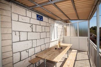 Villa Vinko - With Four Rooms - H