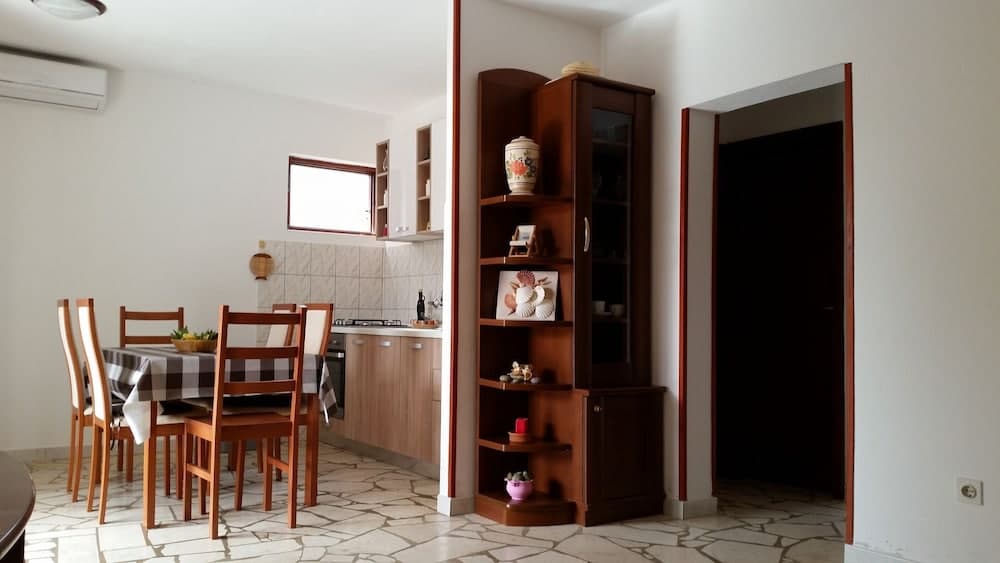 Marin - 100m From the sea - A3