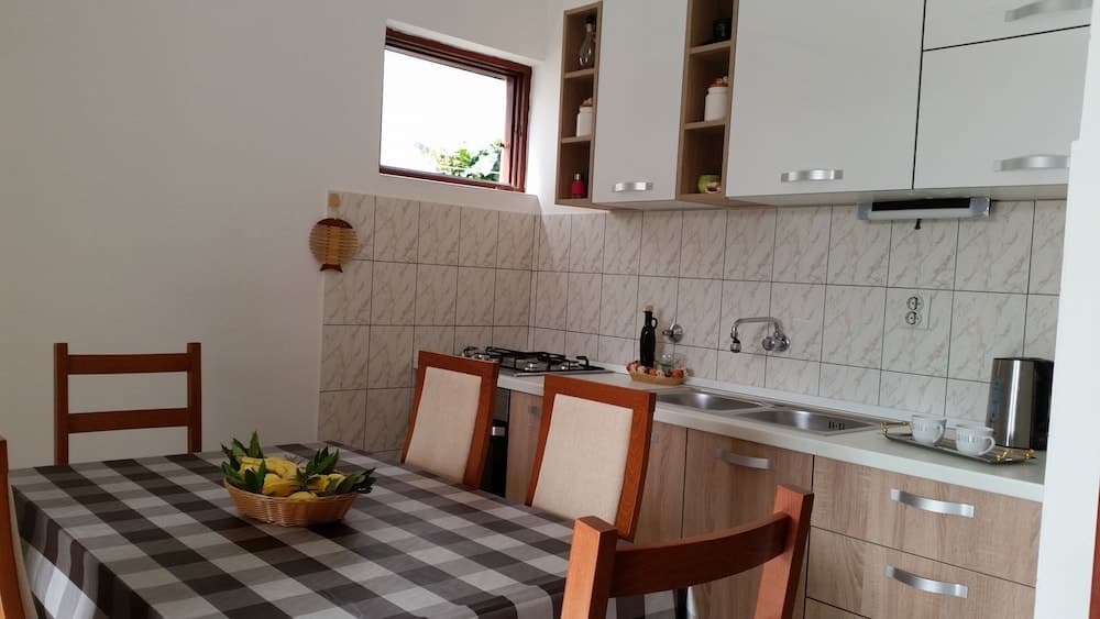 Marin - 100m From the sea - A3