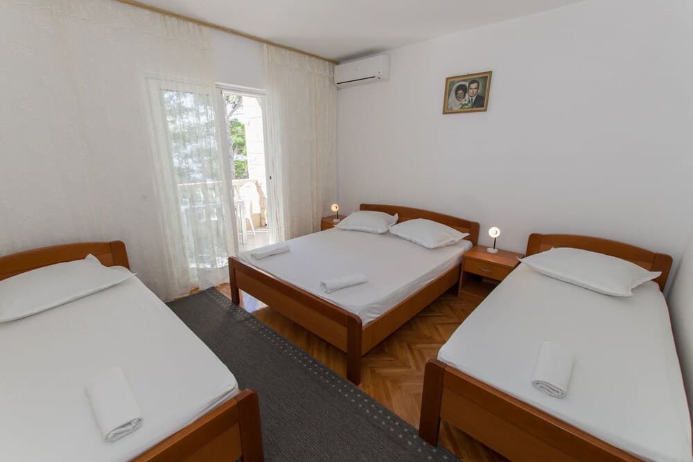 Anka - Amazing Location - SA9