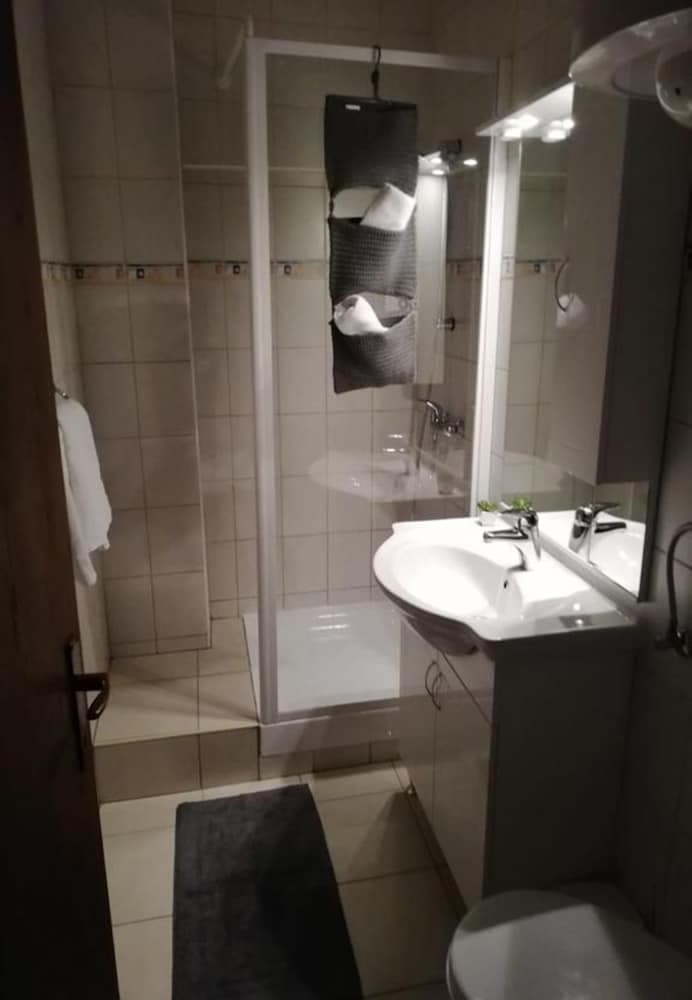 San - Comfortable and Great Location - A3