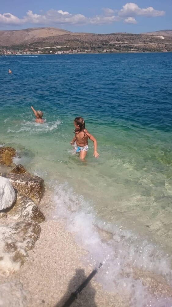 Vini - Direct by the sea and Free Parking - A2