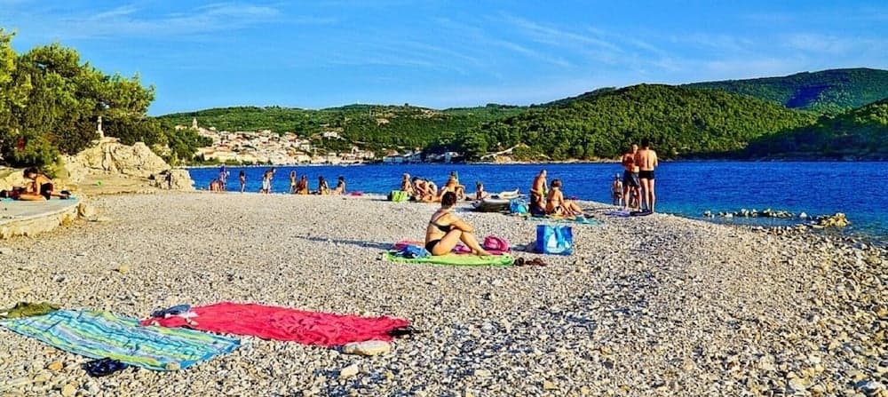 Boro - Free Parking and Grill - A2