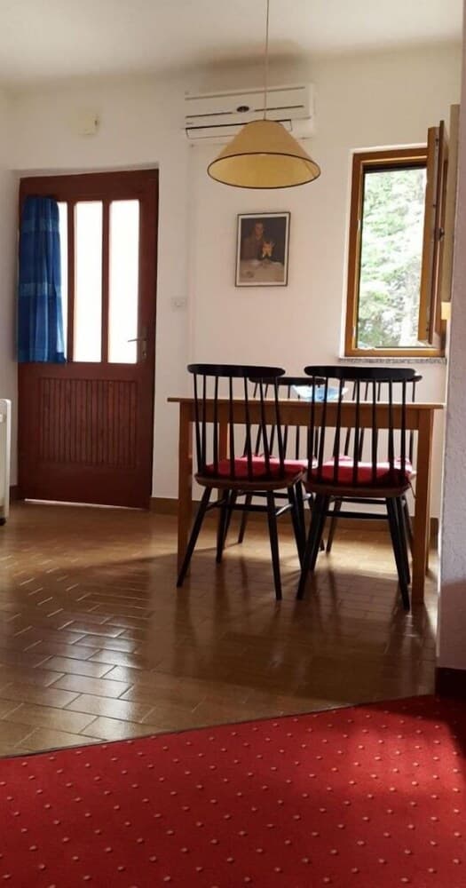 Maja - Affordable With Parking - A3-pandora