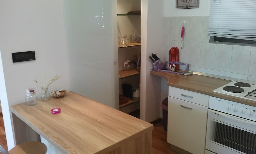 Filip - Comfortable - H