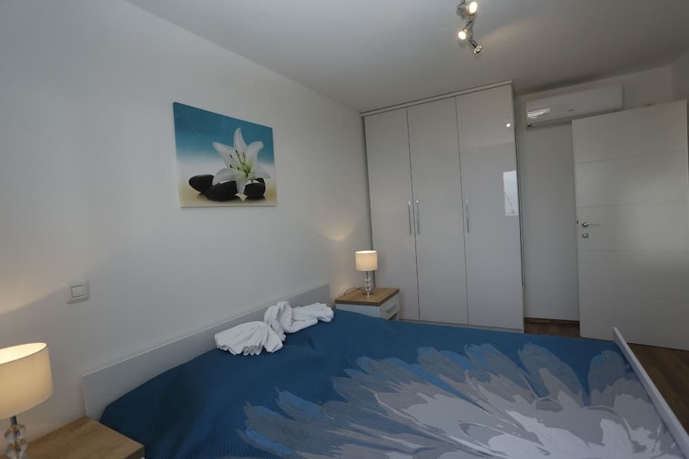 Ivan - Open Pool - H