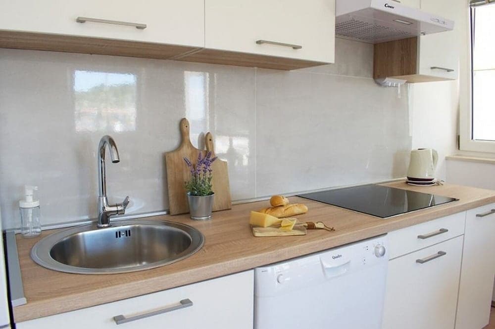 Josip - sea View - A4