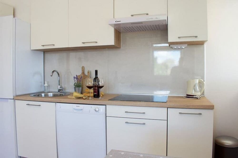 Josip - sea View - A4