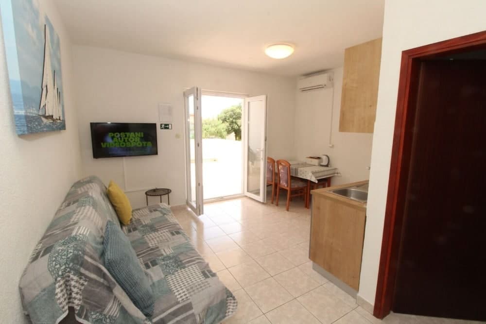 Uga2 - 70m From the Beach - A2-prizemlje