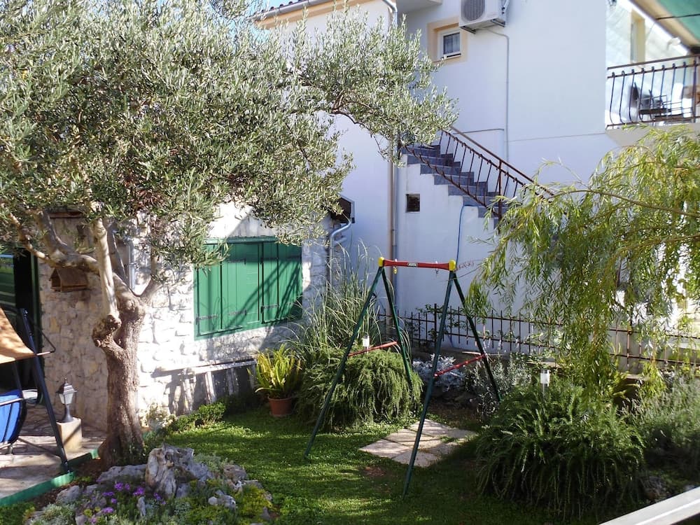 Ante - With Parking - SA3