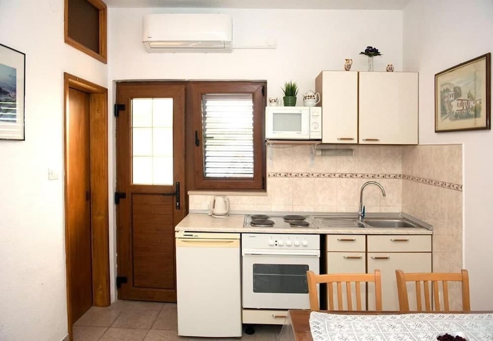 Nina - sea View Family Apartments - Sa1a