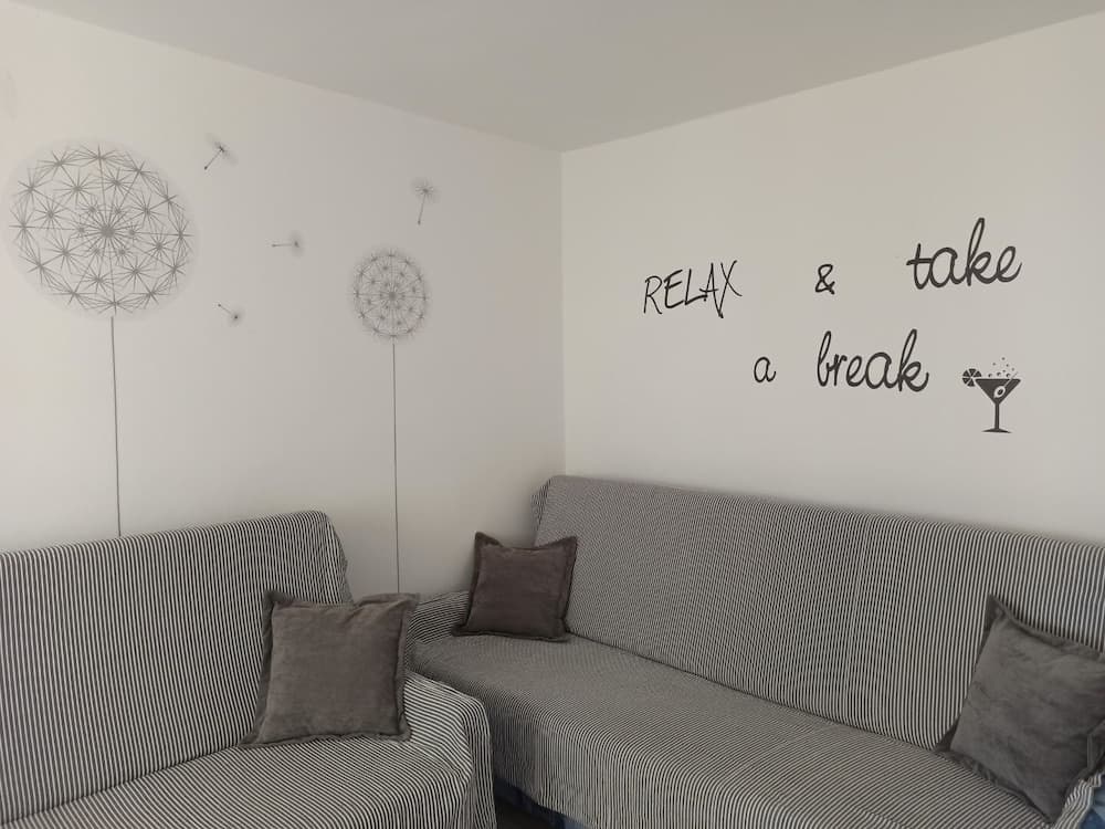 Davor - With Parking - A2