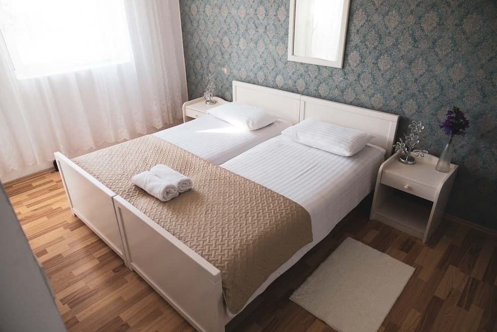 Novis - Close to the sea - A3 Maria