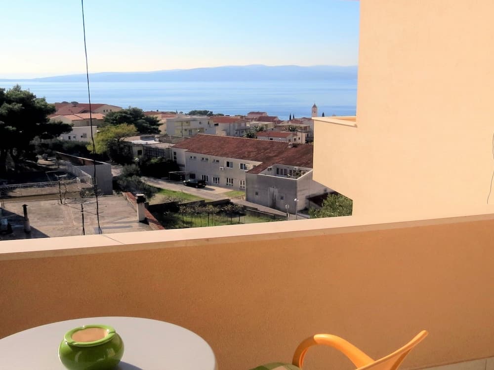 Marijo - With Parking - A2