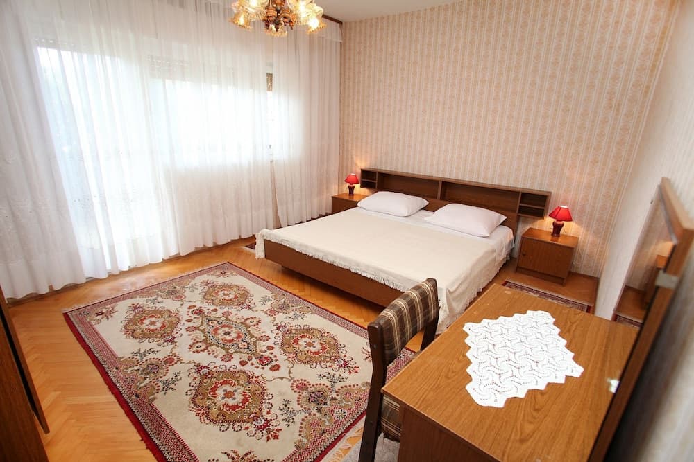 Mar - 10m From the sea - A1