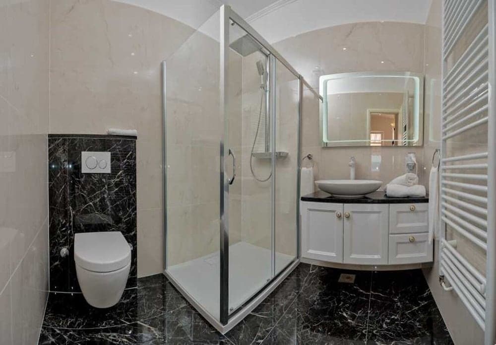 Draga - 10 m From sea - A2