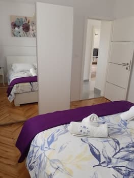 Branka - 80 m From Beach - H