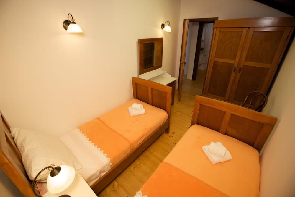 Masa - With Pool - H