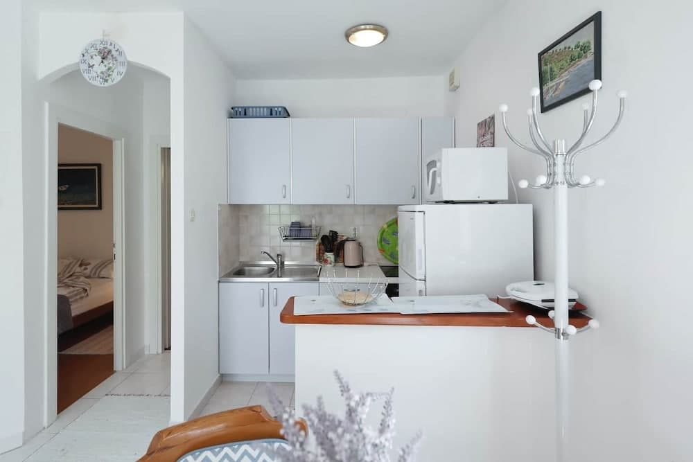 Djurdja - 20 m From Beach - A2 Luka