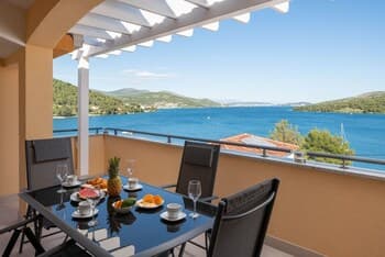 Lux 2 - Heated Pool - A3