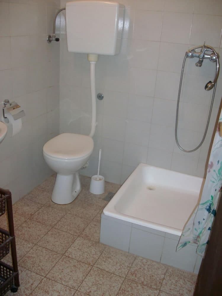 Bob - 10m From the sea - A2-lorena 7