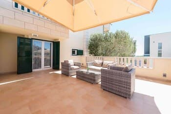 Luka - With Pool - A2